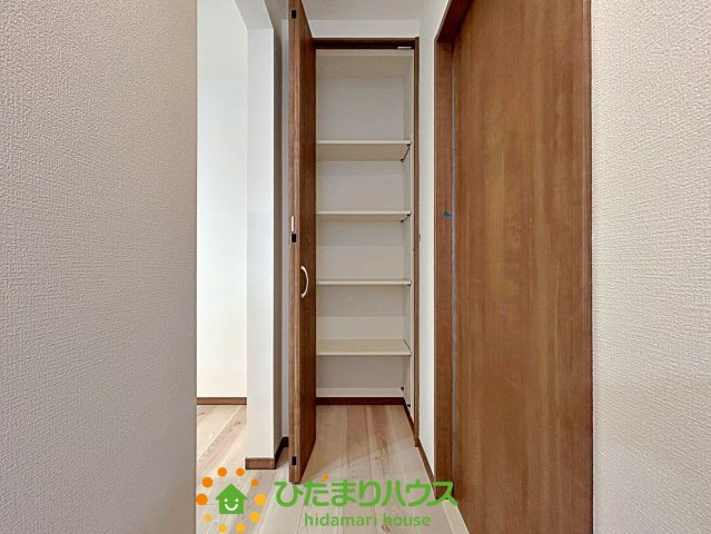 ワイウッドコート加須市多門寺第11期　新築一戸建て　03の収納