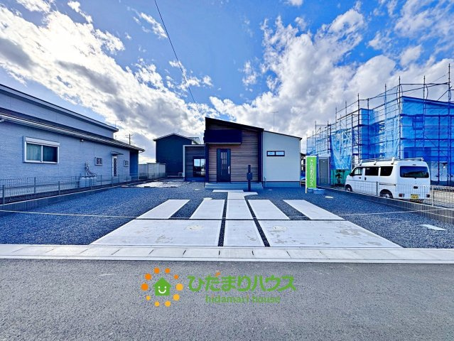 ワイウッドコート加須市多門寺第11期　新築一戸建て　03の駐車場|2025/11/10　撮影