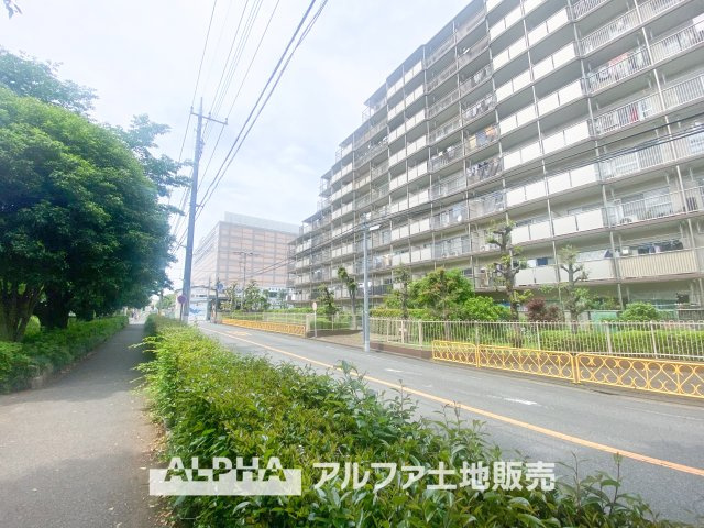 メゾンエクレーレニュー昭島の外観