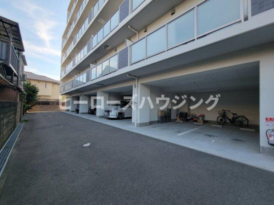 【駐車場】 | エクセル服部