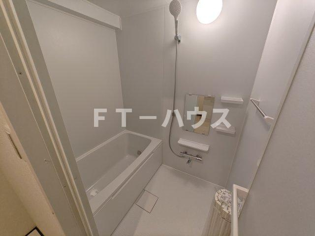 ラ・フォレ薬円台の浴室