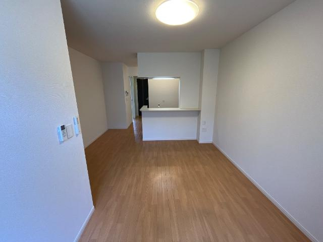 ガーデンハイム椿の居間・リビング|リビング