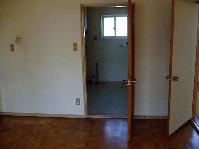 コーポニュータウンの居間・リビング