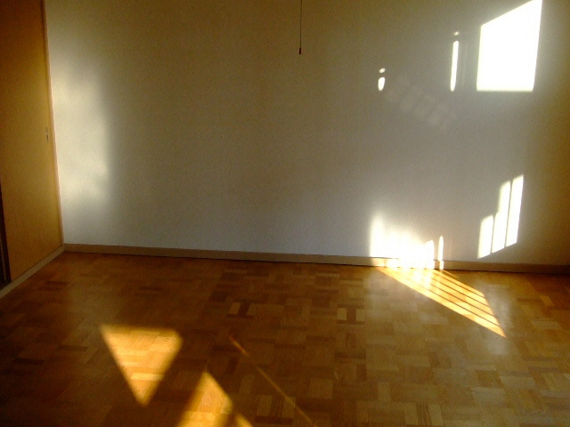 コーポニュータウンの居間・リビング