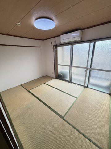 【寝室】