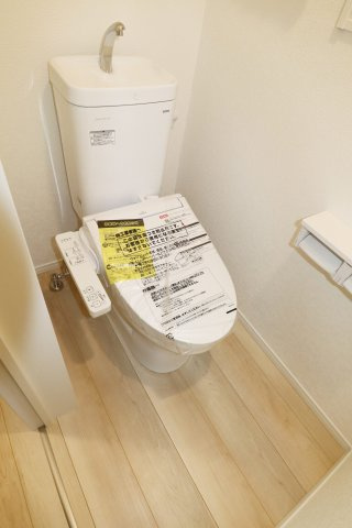 郡山市大槻町字三角田　　　２号棟　　　大槻小学校、大槻中学区の洗面所