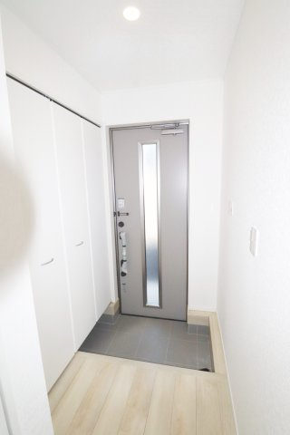 郡山市大槻町字三角田　　　２号棟　　　大槻小学校、大槻中学区の収納