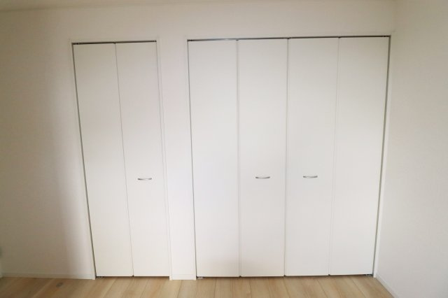 郡山市大槻町字三角田　　　２号棟　　　大槻小学校、大槻中学区の収納