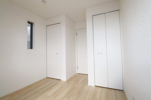 郡山市大槻町字三角田　　　２号棟　　　大槻小学校、大槻中学区の収納