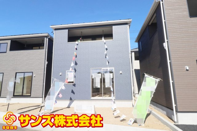 郡山市大槻町字三角田　　　２号棟　　　大槻小学校、大槻中学区の外観|北側から見た駐車場を含む外観