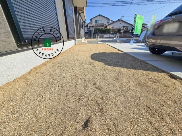 熊本市東区小峯4丁目第1-2棟（1号棟）の庭|お庭で自由な時間を過ごせます。