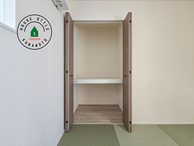 熊本市東区小峯4丁目第1-2棟（1号棟）の内観：施工例|収納には困りません。