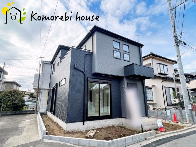 上尾市瓦葺　16期　新築一戸建て　グラファーレ　01