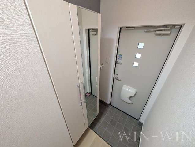 ヒカルサ豊橋佐藤 Ⅰの玄関