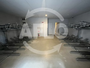 レジュールアッシュ谷町四丁目グランクラス　南大江小学校区の設備|レジュールアッシュ谷町四丁目グランクラス　駐輪場