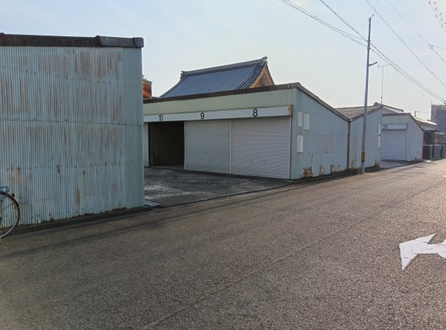 大林寺ガレージ