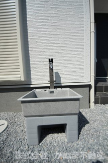 【その他】 | Livele Garden.S 鹿沼千渡第8 | 〇外水栓〇
庭に水栓があります。/25.9.4撮影