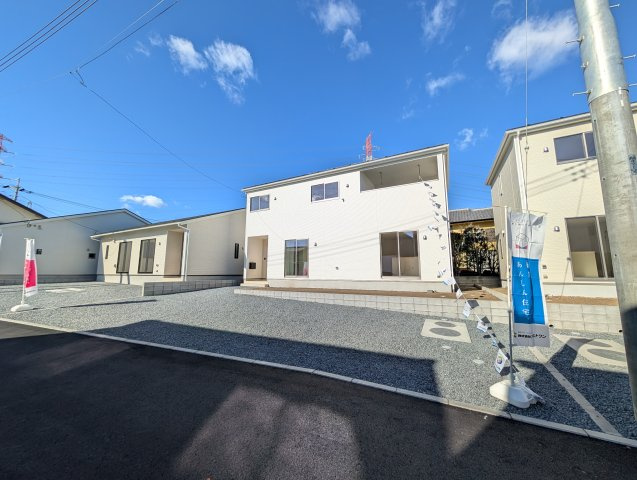 【前面道路含む現地写真】 | クレイドルガーデン高崎市箕郷町下芝第8ー② | お買い物便利なHALUNAMOまで徒歩9分！