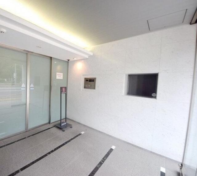 TLRレジデンス両国のエントランス