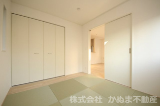 【和室】 | クレイドルガーデン鹿沼市緑町　第5　 | 〇和洋室〇
リビング続き間の和洋室です。　/25.11.1撮影