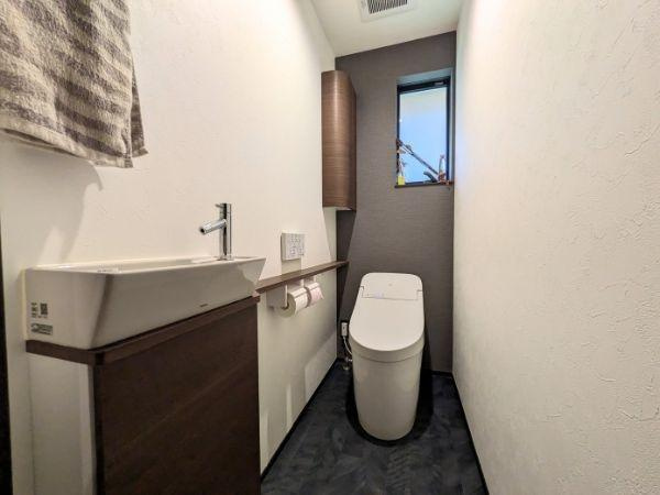 京が丘南4丁目　中古のトイレ|1階トイレ