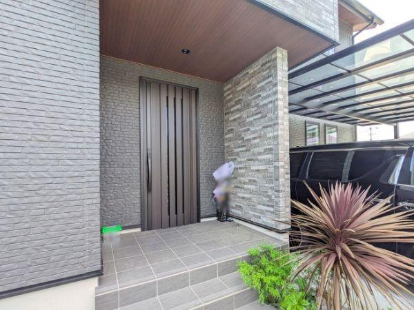 京が丘南4丁目　中古の玄関|電子施錠可能な玄関