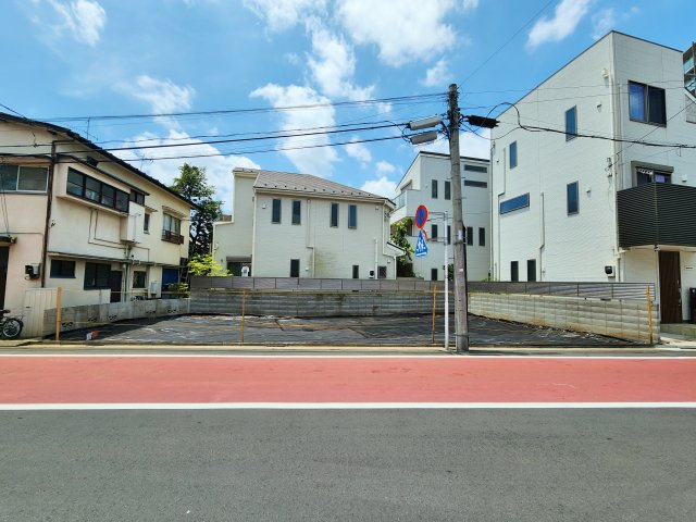 中野区江原町1丁目 限定1区画の外観|土地面積86.47㎡
間口は広々16ｍで開放感溢れる立地です
建築条件はございません
お客瀬間の理想の邸宅を建築いただけます
建物参考プランもございます！
土地ご購入の際のご参考にされてください