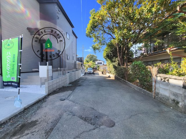 熊本市北区八景水谷3丁目第1-3棟（1号棟）の前面道路含む現地写真|前面道路です。