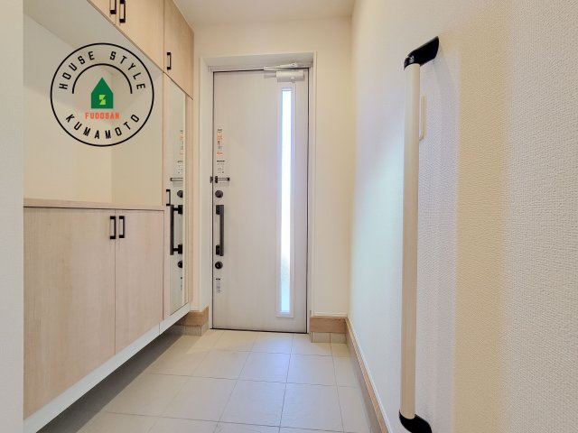 熊本市北区八景水谷3丁目第1-3棟（1号棟）の防犯設備|二重ロックでしっかり防犯対策ができます。