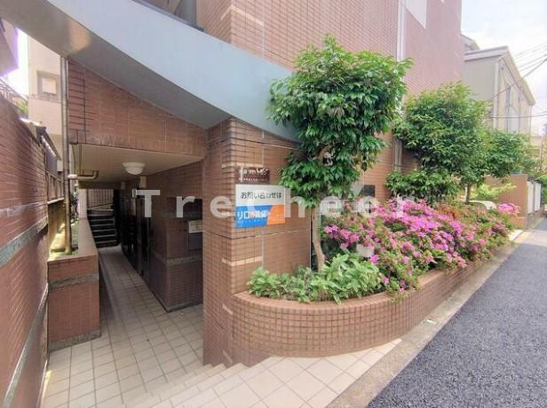 池袋マンションのエントランス