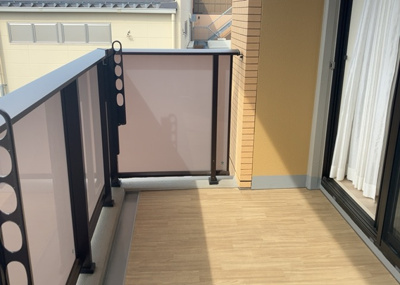 【バルコニー】 | エクセレントマスターズ八王子中楽坊 | バルコニーは、室外の専用スペースのうち、「屋根がなく開放された空間」であるものを指します。ベランダより広いタイプのものが多く、日当たりもよいため家庭菜園などを楽しみたい人にとって適した環境となります。