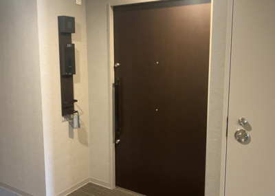 【その他共用部分】 | エクセレントマスターズ八王子中楽坊 | 共有部分は、住民なら誰もが使える設備のこと。例えば駐車場やエレベーター、インターネット設備、セキュリティ設備などがあります。他にも、マンションの廊下・外部階段やエントランス・ゴミ置き場などがあります。