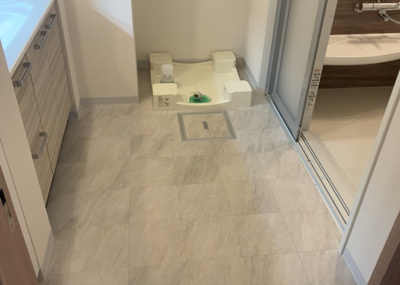 【脱衣所】 | エクセレントマスターズ八王子中楽坊 | 洗面脱衣所は「体を綺麗に整える場所」という目的と役割を持っています。そして便利で使い勝手のいい「体を綺麗に整える場所」にするためには、配置や動線、照明や収納計画をしっかりと検討しておく必要があります。