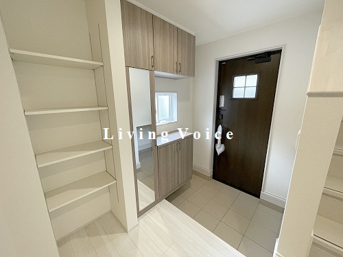 【玄関】 | 【仲介手数料０円】平塚市寺田縄　新築一戸建て | 平塚市寺田縄　新築一戸建て