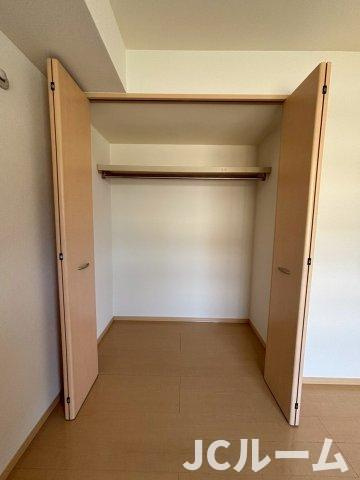 柏崎市三和町のアパートの収納