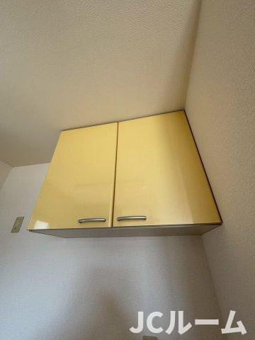 柏崎市三和町のアパートの収納