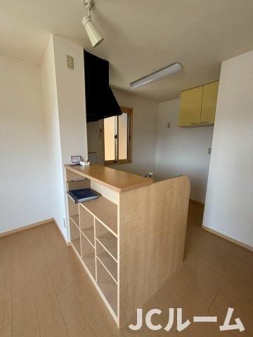 柏崎市三和町のアパートのキッチン