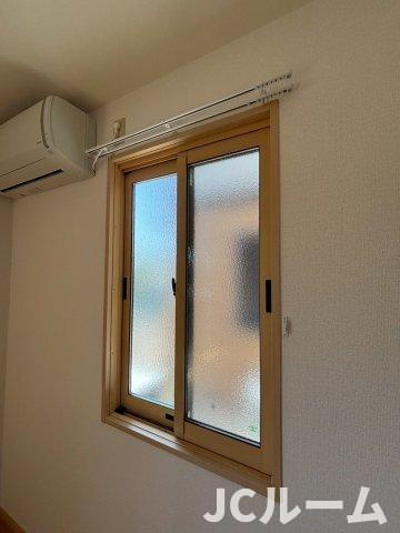 柏崎市三和町のアパートの内装