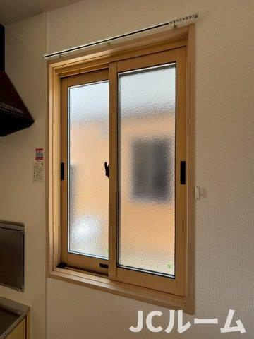 柏崎市三和町のアパートの内装