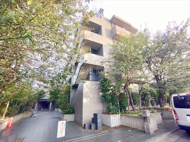 【外観】 | 志木北野マンション | 小学校徒歩５分で小さなお子様の登下校も安心です