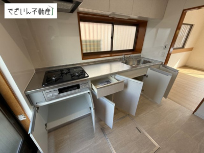 【キッチン】 | 熊谷市日向　中古住宅   | 現地(2025年9月撮影)