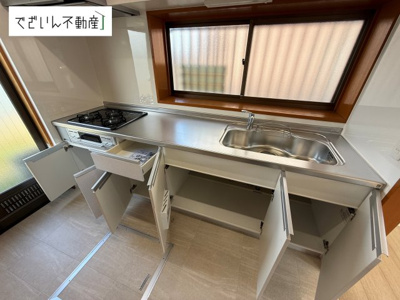 【キッチン】 | 熊谷市日向　中古住宅   | 現地(2025年9月撮影)