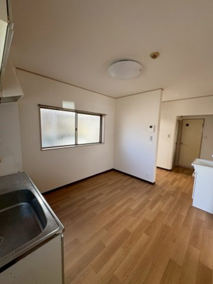 【居間・リビング】 | 第一紅葉ハイツ