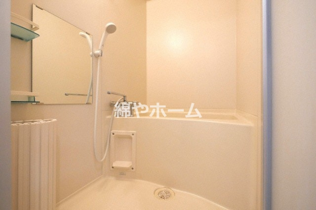 東小橋Ⅱ番館の浴室|きれいなお風呂です