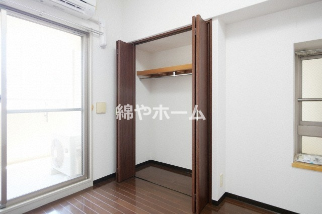 東小橋Ⅱ番館の収納|小物を収納するのに便利です