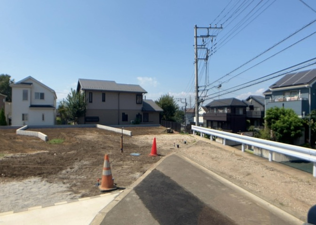 【外観】 | 販売されている全ての土地が、宅地用の土地であるとは限りません。都市計画法に基づき、基本的に住宅を建てることができるのは土地計画区であることに加え、市街化区域として定められている地域のみとなっています。