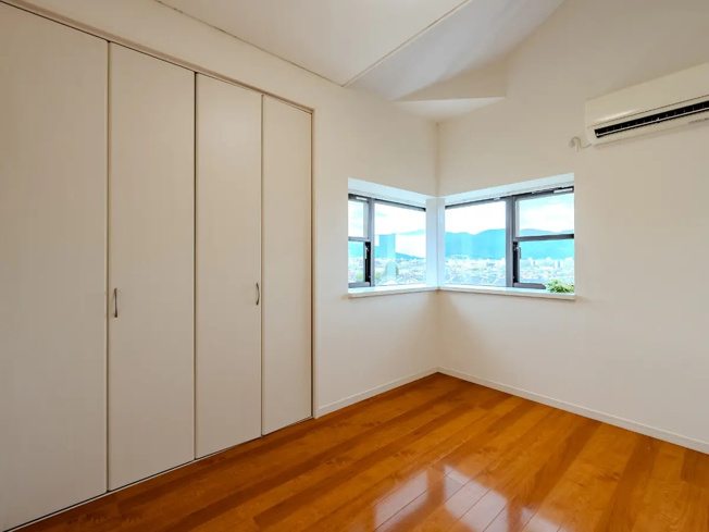 【洋室】 | 山科区御陵岡ノ西町　中古戸建