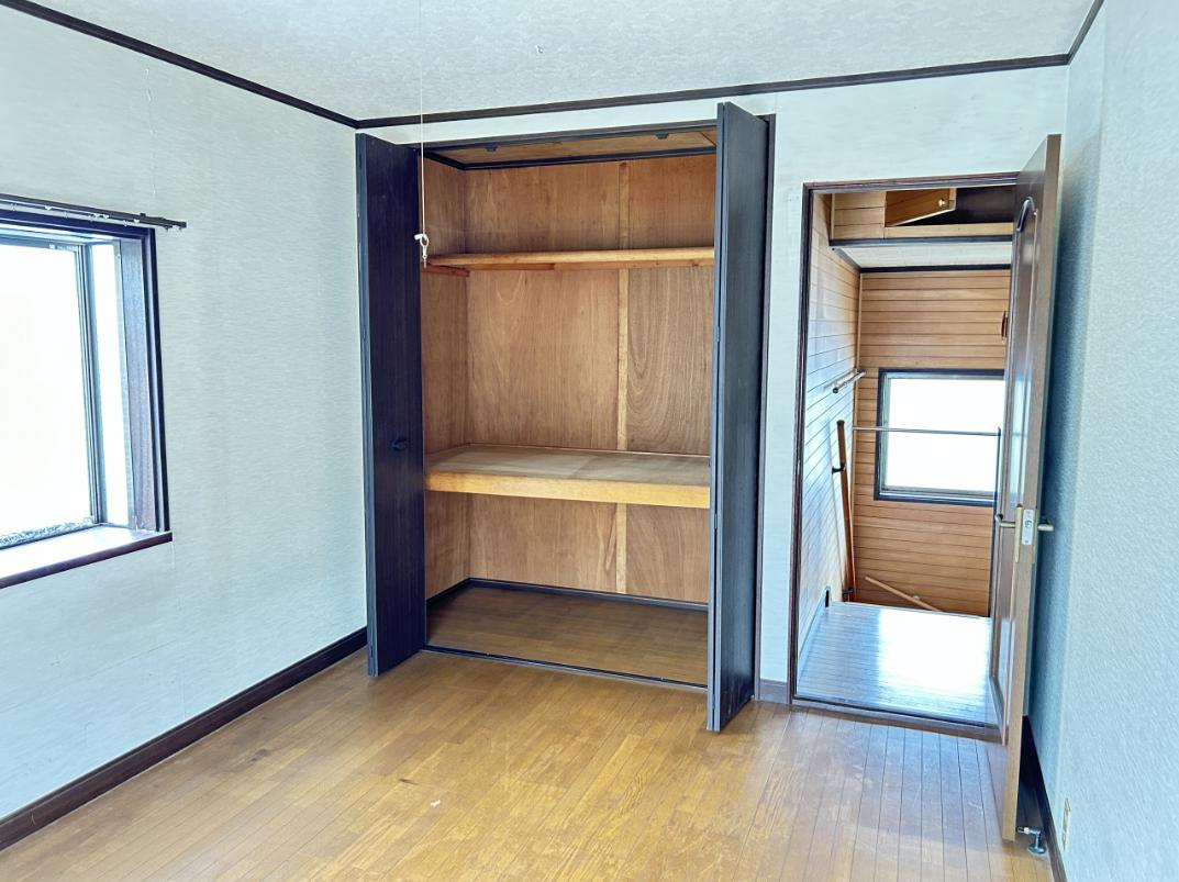 ひたちなか市大字足崎　中古戸建の収納