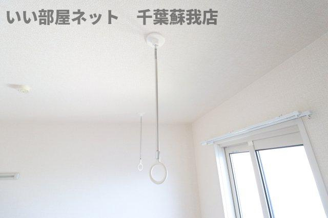 ボナールDの洋室|室内物干