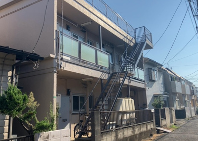 【外観】 | ジュネス相模原 | 土地購入を検討されている場合、境界杭がない状態で購入してしまうと境界確定測量をする必要があり、費用がかかります。購入の前に、売主、隣土地所有者立ち合いのもと境界を確定し境界杭を設置するのがベストです。